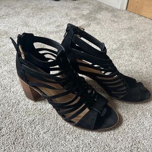 Chic Black Strappy Block Heel Sandals